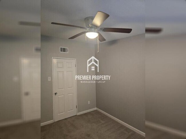 Building Photo - 920 St Anthony Ln