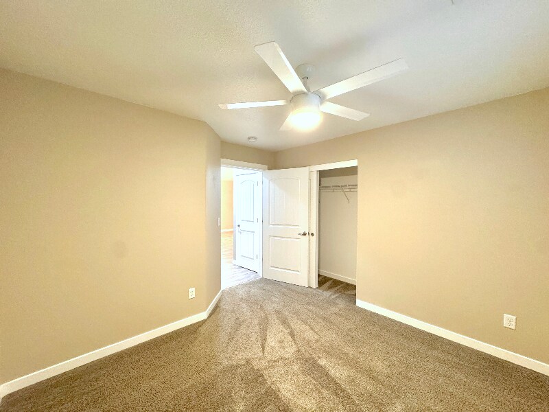 Building Photo - 5021 NE 29th Ave