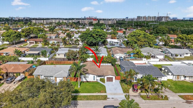 Building Photo - 407 SE 5th St