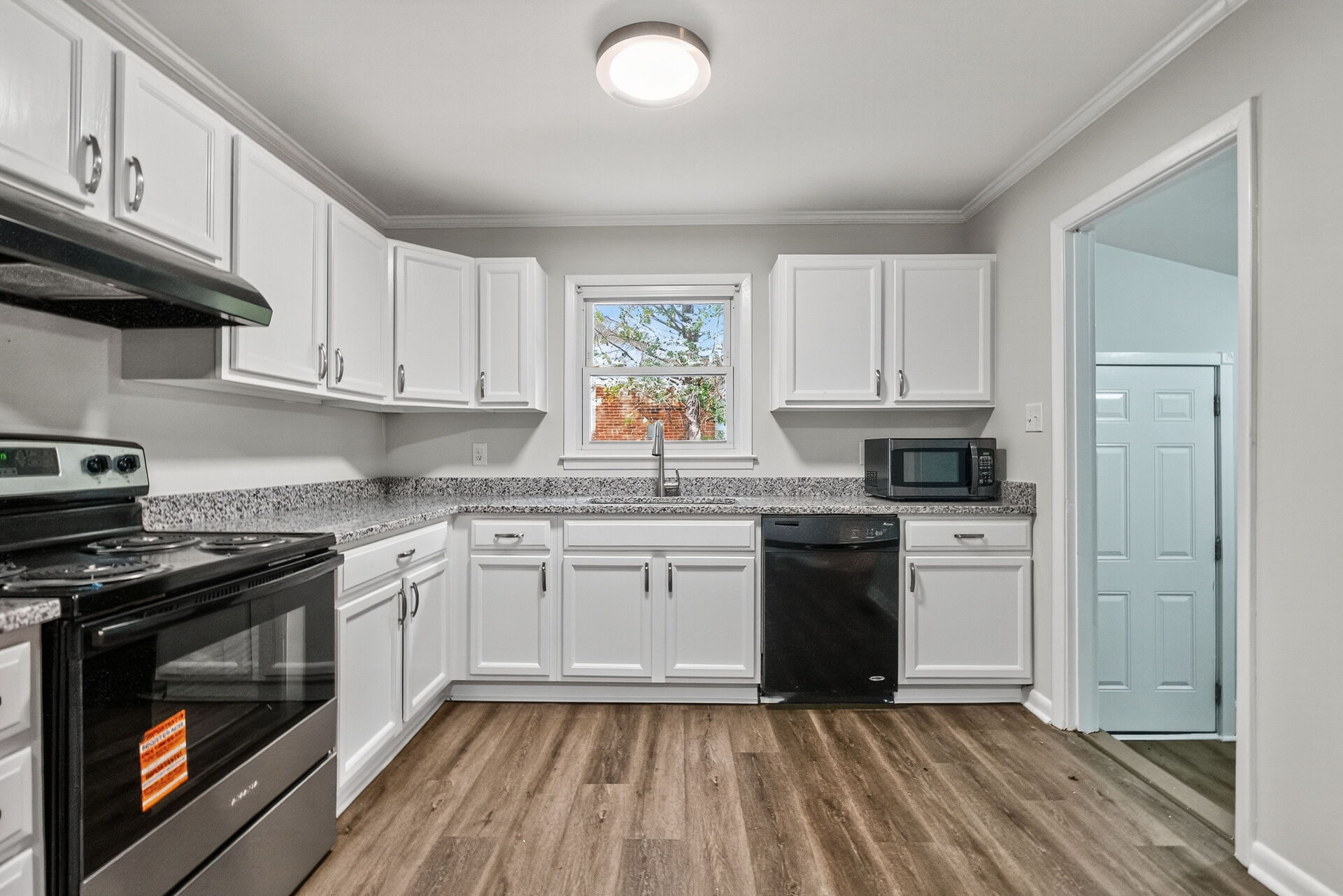 Building Photo - 517 Cooper Rd