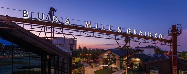 Building Photo - 119 Via Villina