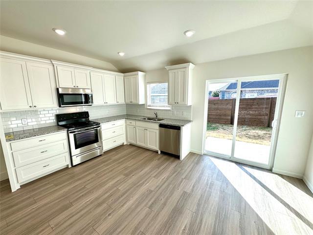 Building Photo - 4910 Dry Creek Rd