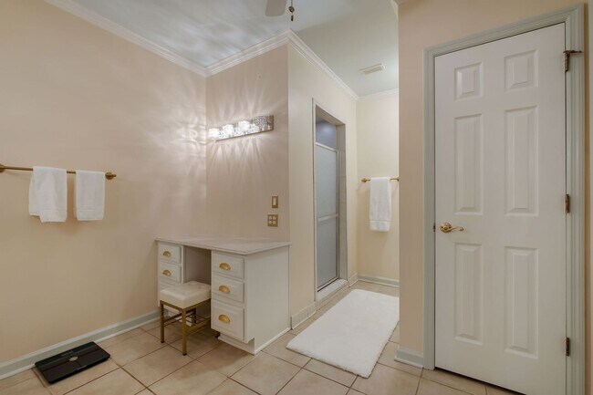 Building Photo - 3440 Jonathan Landing Dr