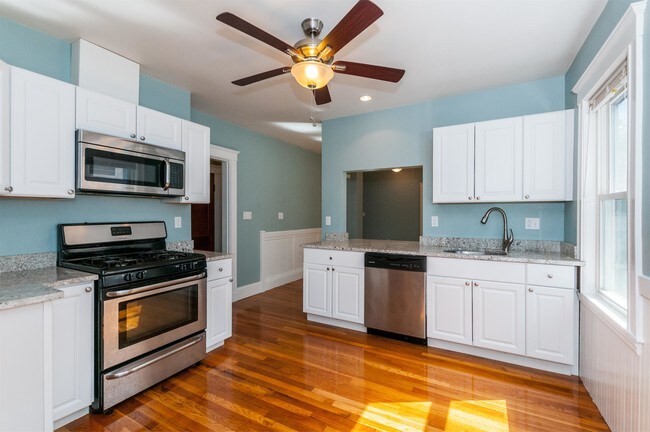 Building Photo - 19 St Peter St