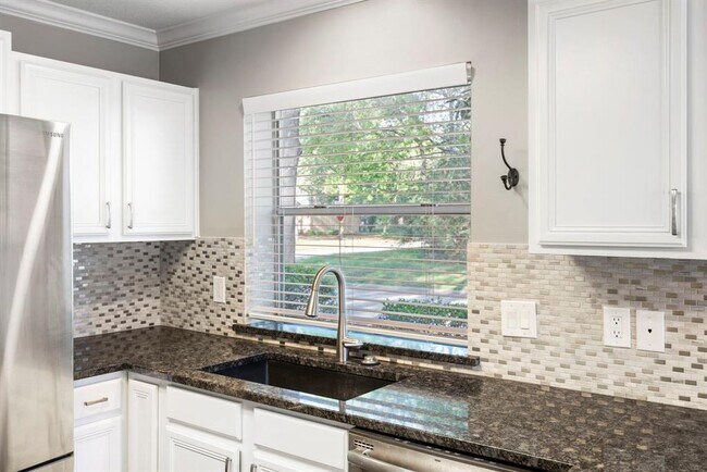 Building Photo - 62 S Dreamweaver Cir