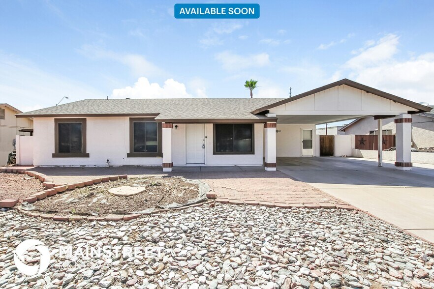 Primary Photo - 18048 N 50th Ave