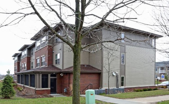 Building Photo - Franklin Meadows Senior