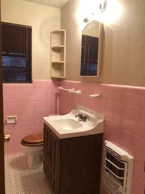 Building Photo - 3 Bed/1 Bath Mid-Century Ranch minutes from Midwest City High School - Refrigerator Included