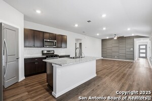 Building Photo - 4519 Felsite Ave