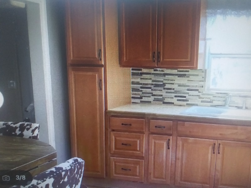 Building Photo - 630 E 6th St