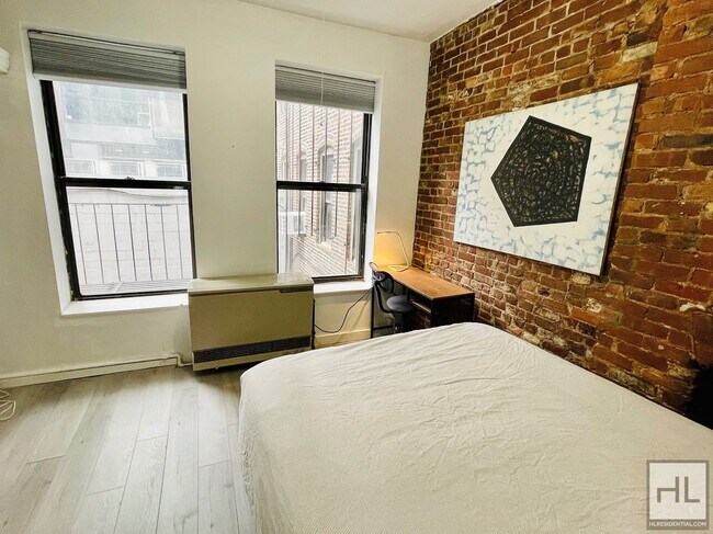 Building Photo - Ludlow St