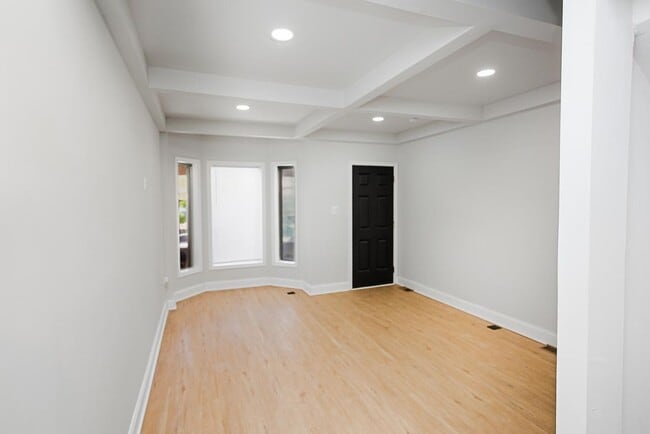 Building Photo - 3 BED/ 3BATH HOME IN HISTORIC IRVINGTON!!!