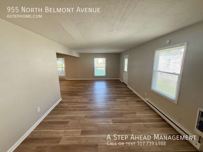 Building Photo - 955 N Belmont Ave