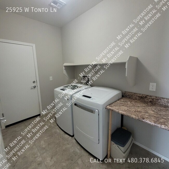 Building Photo - 25925 W Tonto Ln