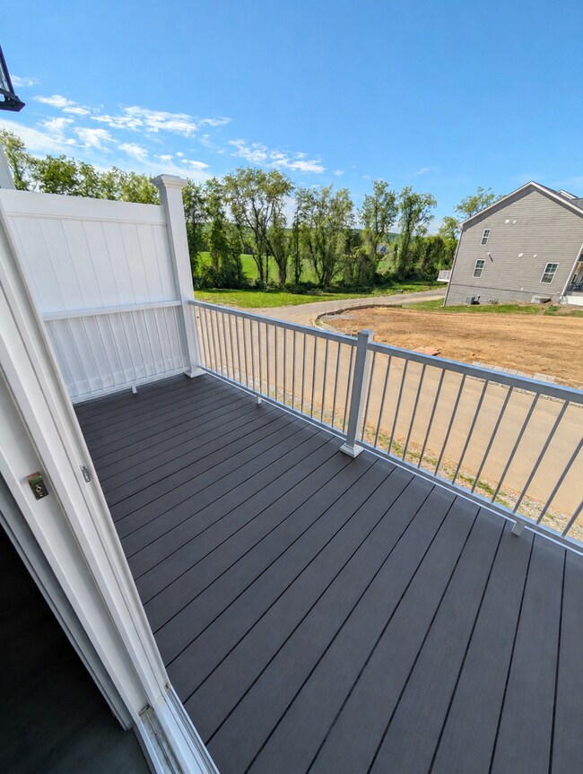 Building Photo - Modern Blacksburg Townhome with Garage, Balcony, Internet & Water Included with the Rent
