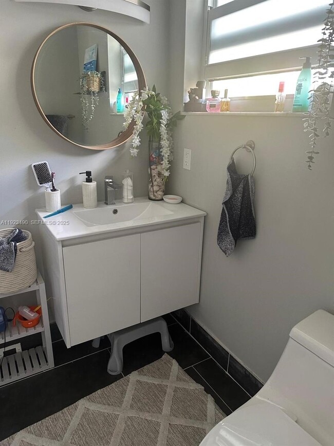 Building Photo - 1350 Atlantic Shores Blvd