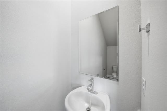 Building Photo - 4532 Community Ct