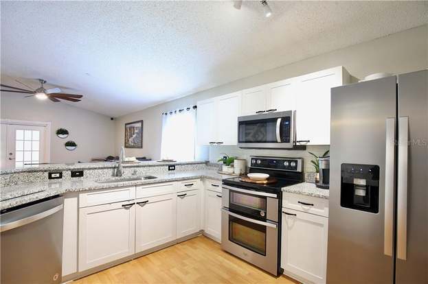 Building Photo - 10005 Cypress Meadows Ln