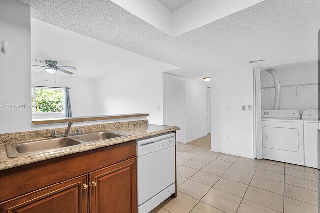 Building Photo - 3680 N 56th Ave