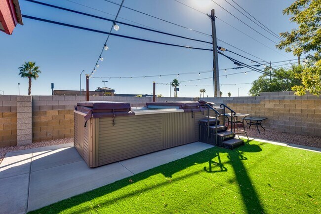 Building Photo - A truly one-of-a-kind pirate themed home t...