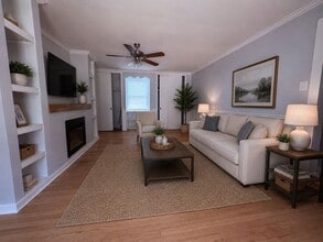 Building Photo - Charming, all-brick single-family residence in the heart of Madison!
