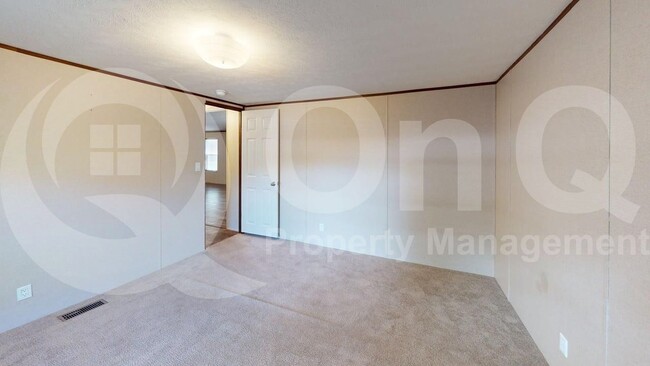 Building Photo - 7415 Remington Rd