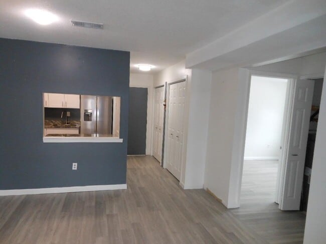 Building Photo - 113 Cluff Crossing Rd