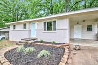 Building Photo - 7002 W Wakefield Dr