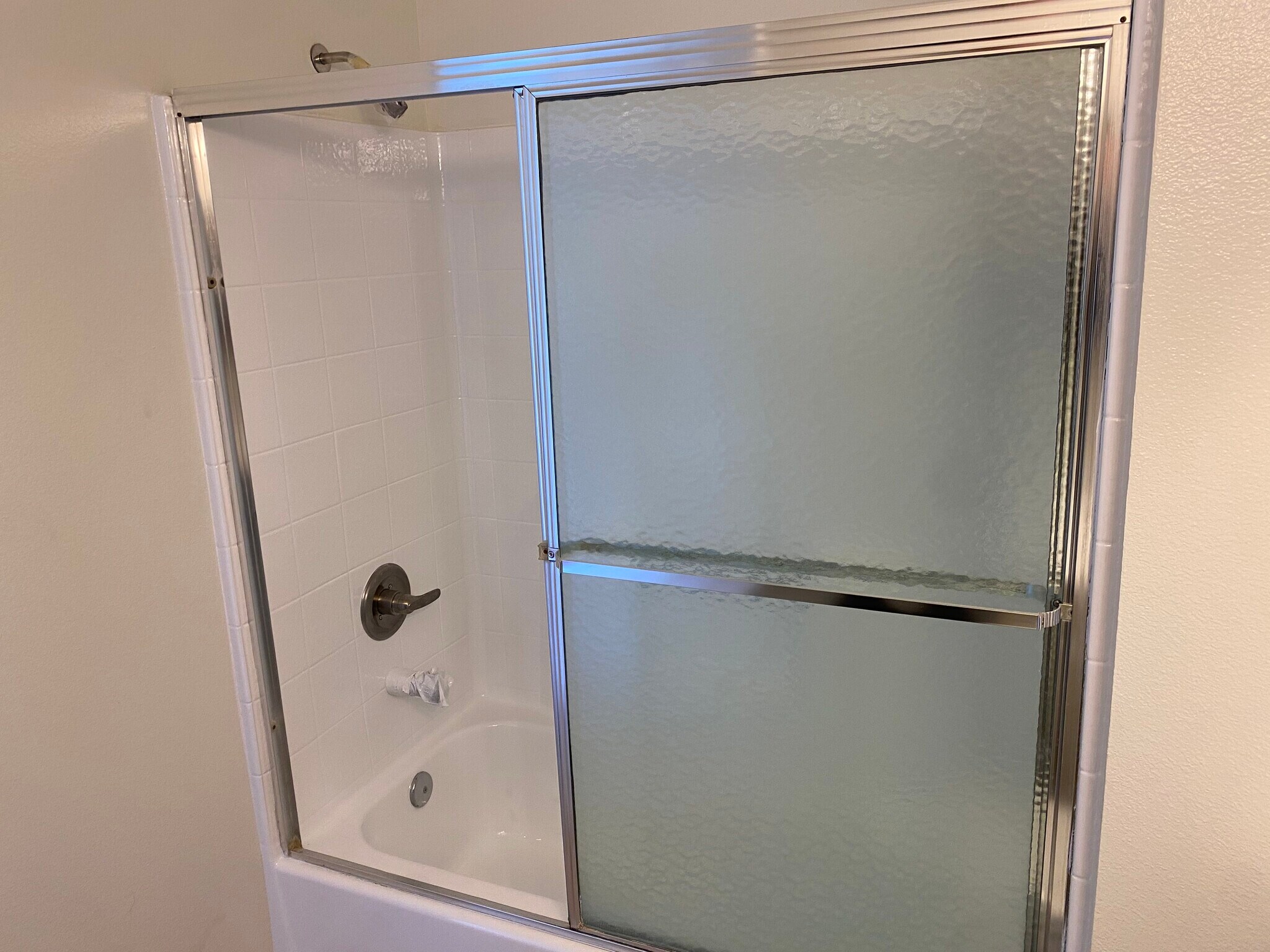 Reglazed Master Bath Tub and Shower - 308 E Valencia Ave