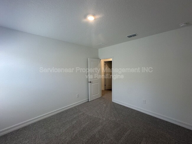 Building Photo - 11760 71st Ave E