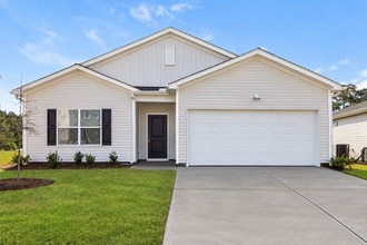 Building Photo - Bright Leland Home