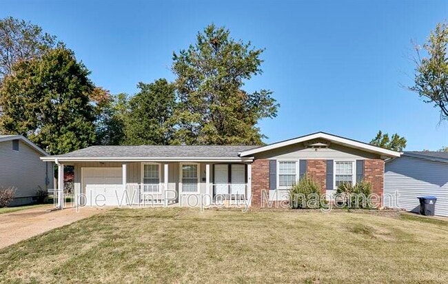 Building Photo - 1405 Willowbrook Dr