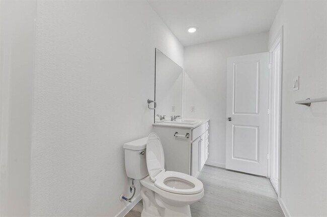 Building Photo - 6606 Tricolor Beech Ln