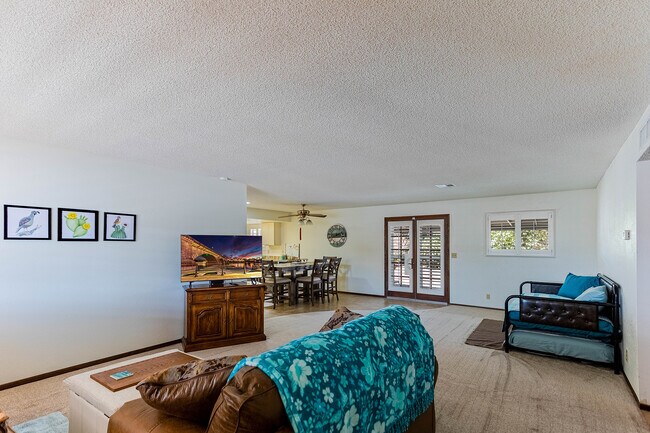 Building Photo - 3165 Silver Arrow Dr