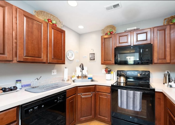 Building Photo - 1010 Squirrel Rd