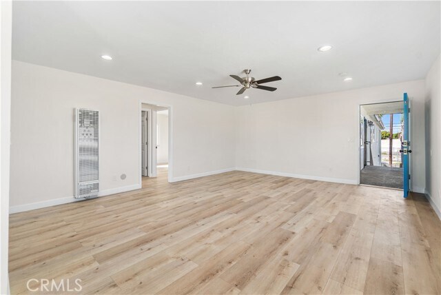 Building Photo - 523 W 12th St