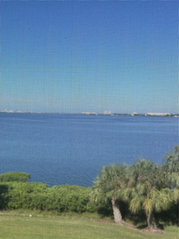 Building Photo - 910 Tidewater Shores Loop
