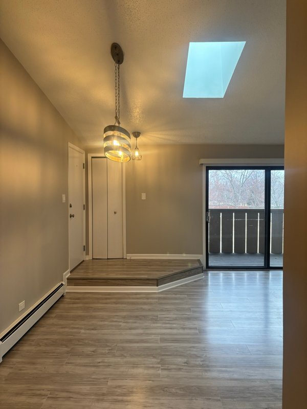 Building Photo - 16 Echo Ct