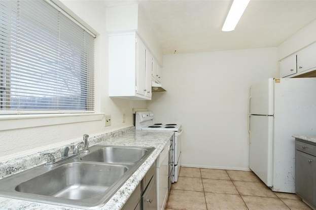 Building Photo - 5150 Prairie Ridge Rd