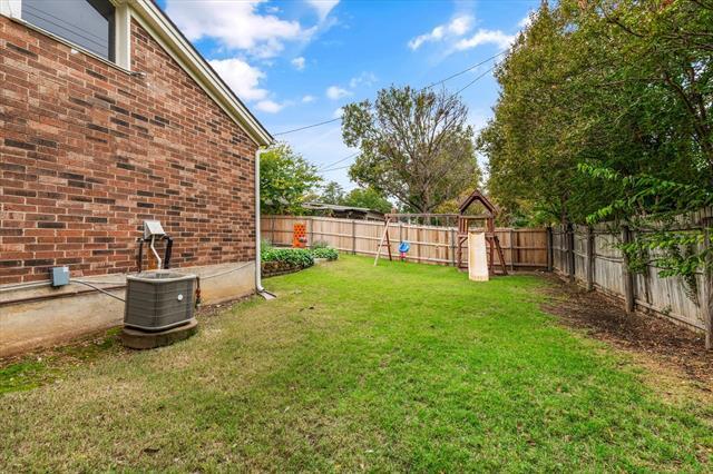 Building Photo - 2021 Memphis Dr