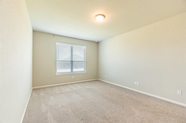Building Photo - 117 Manatee Ln