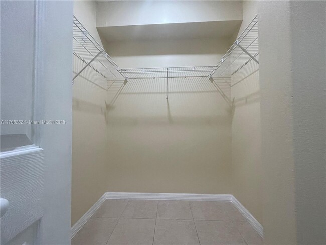 Building Photo - 11040 SW 196th St