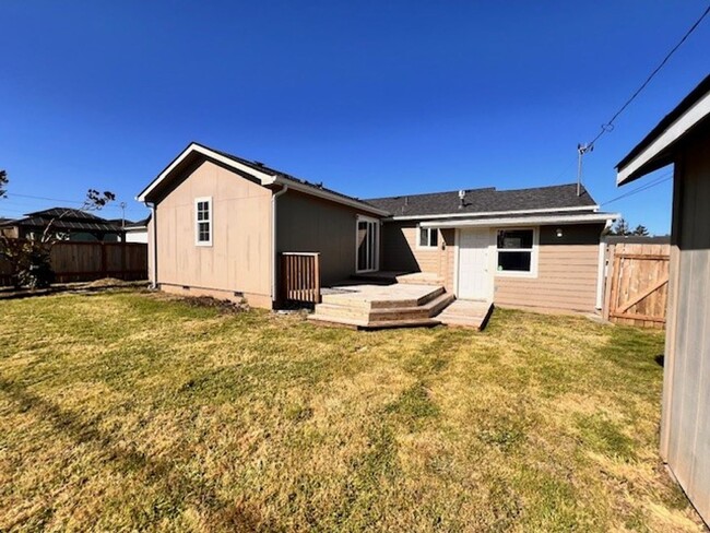 Building Photo - Nice North Bend Home!