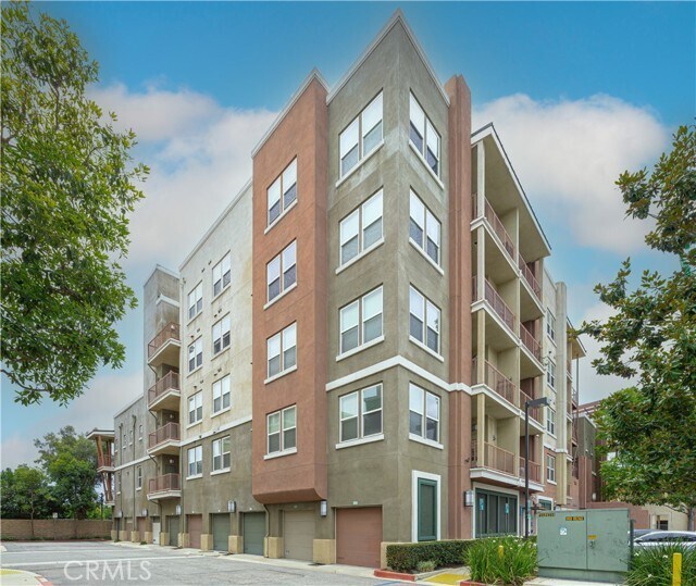 Building Photo - 12842 Palm St