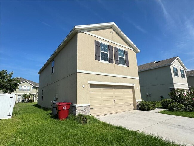 Building Photo - 2327 Ashberry Ridge Dr