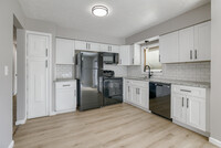 Building Photo - 10919 Farnam St