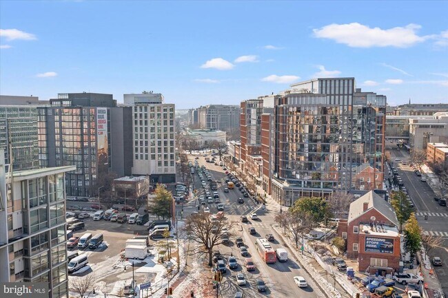 Building Photo - 460 New York Ave NW