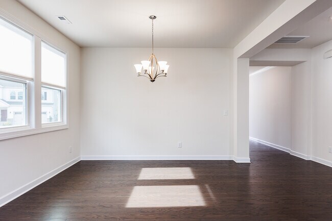 Building Photo - 1435 Tinos Overlook Way