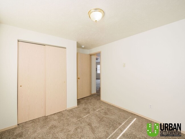 Building Photo - Mission Ave. 15313-15315 E