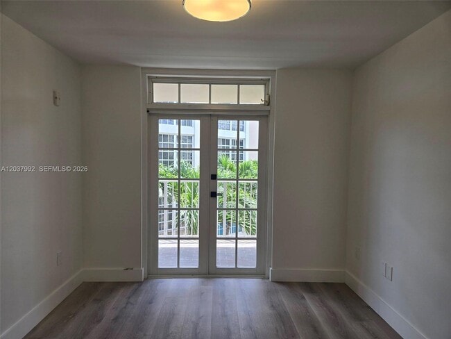 Building Photo - 1280 S Alhambra Cir